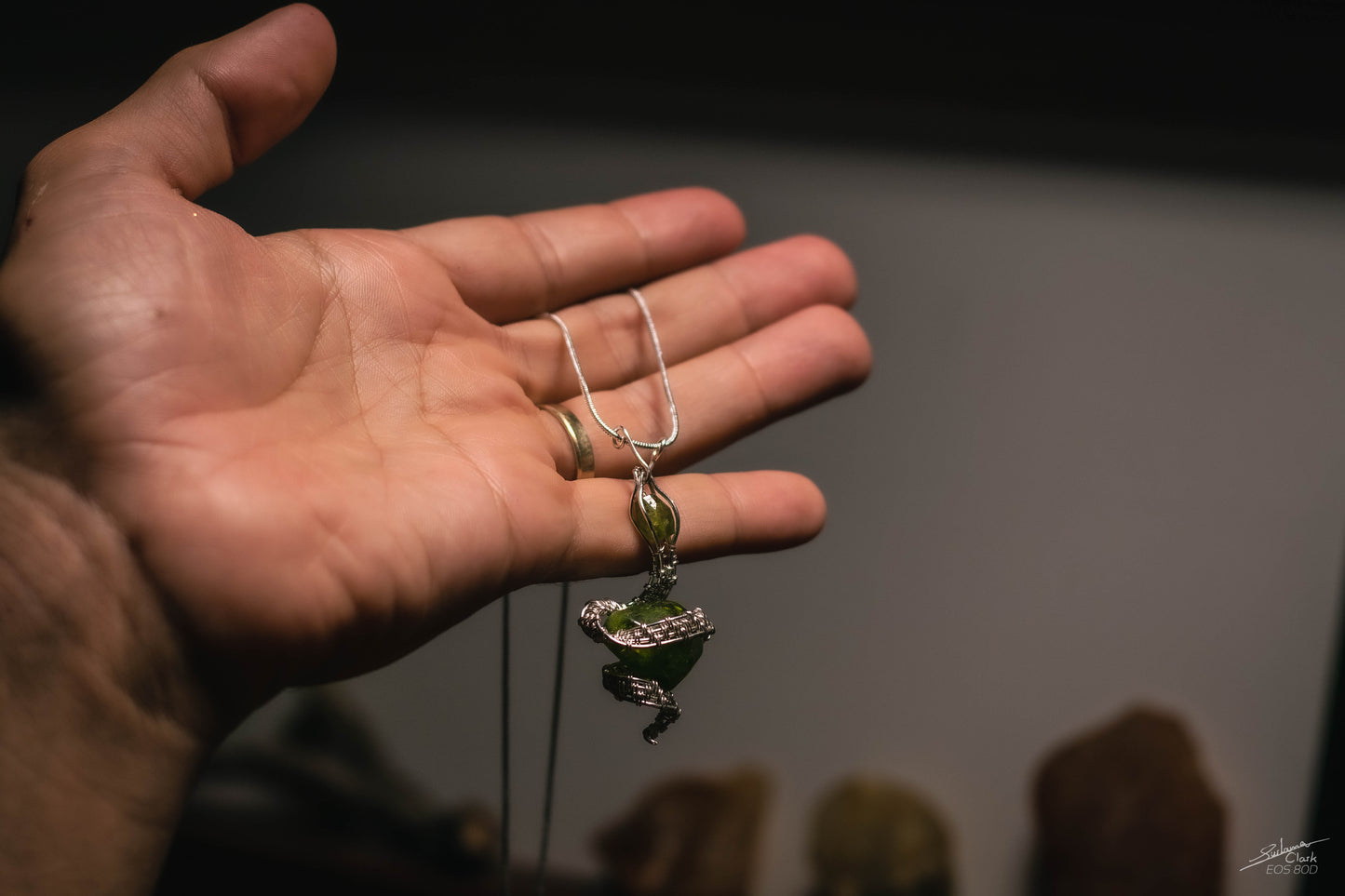 Argentium silver aventurine snake pendant